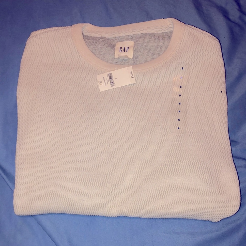 NWT GAP White thermal Crewneck